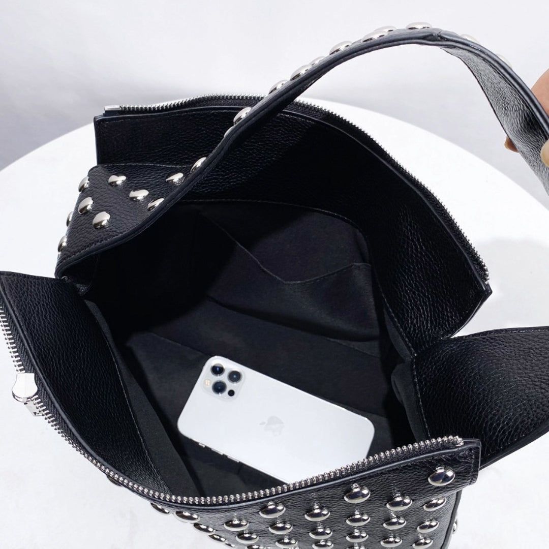 Behati Shoulder Bag