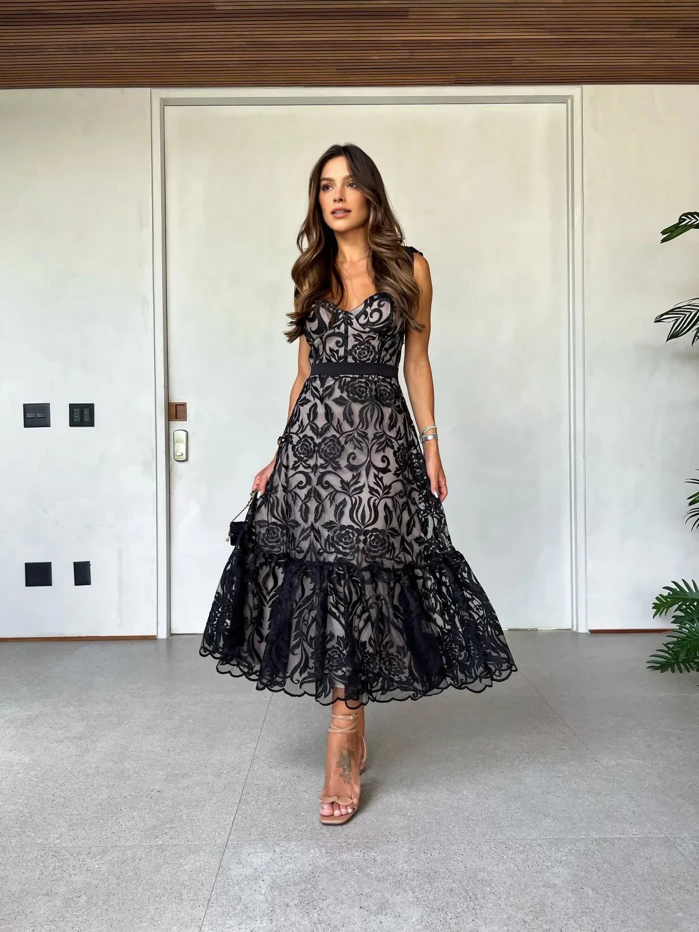 Noireé™ Hera Printed Black Midi Dress