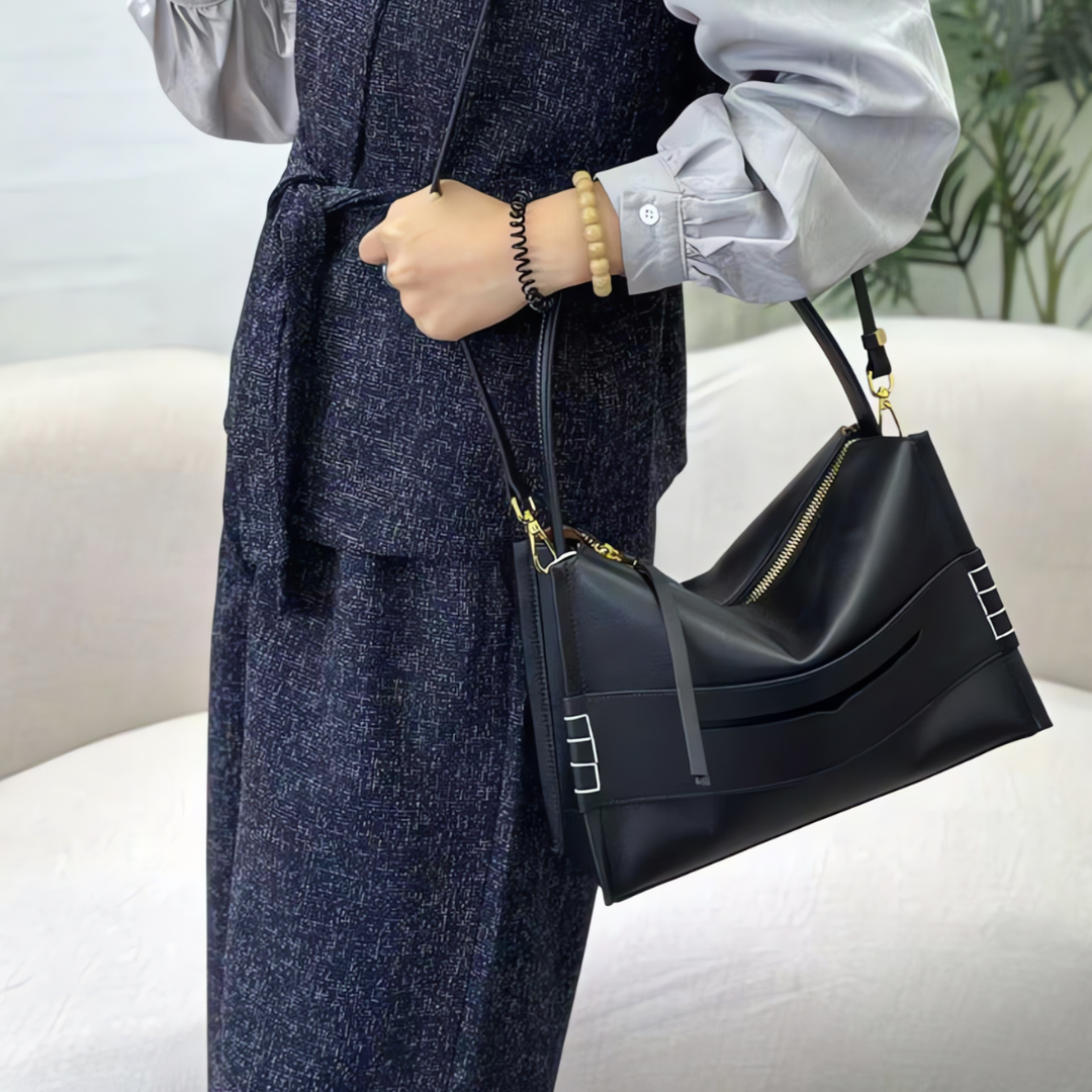Aster Shoulder Bag