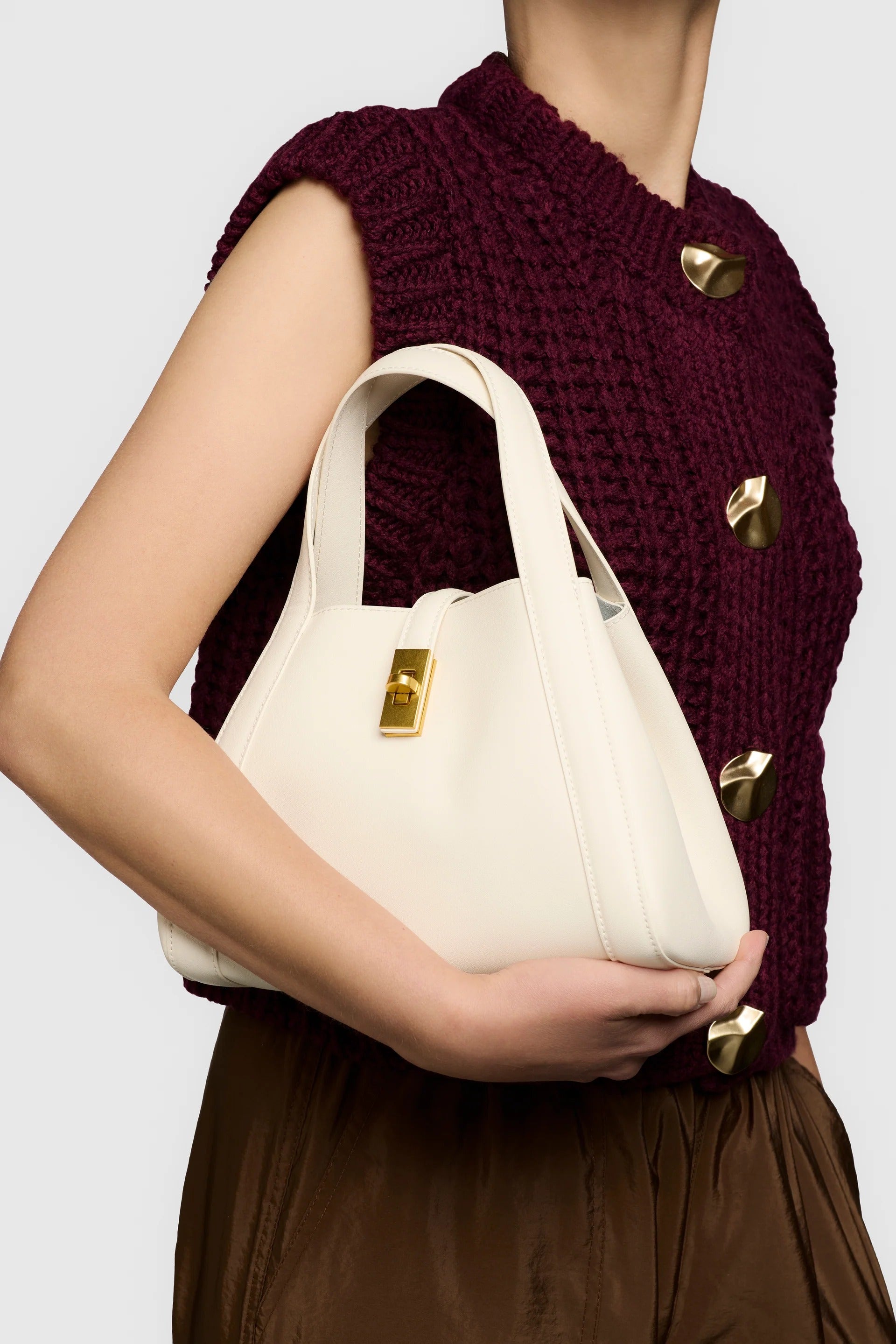 Sac Lumière™ – Elegant Sage Leather Bucket Bag