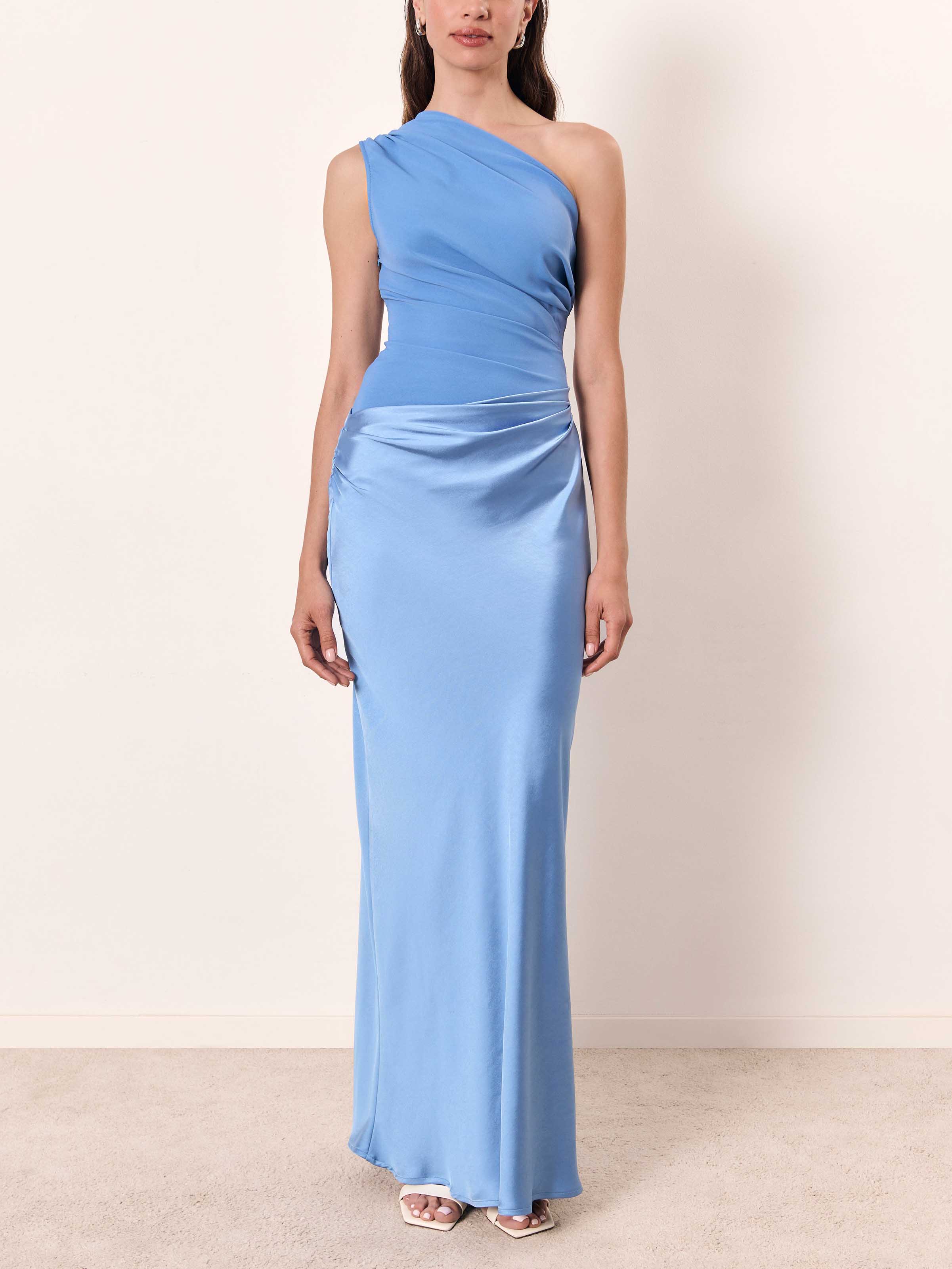 Elegant One Shoulder Neck Pleated Maxi Dress