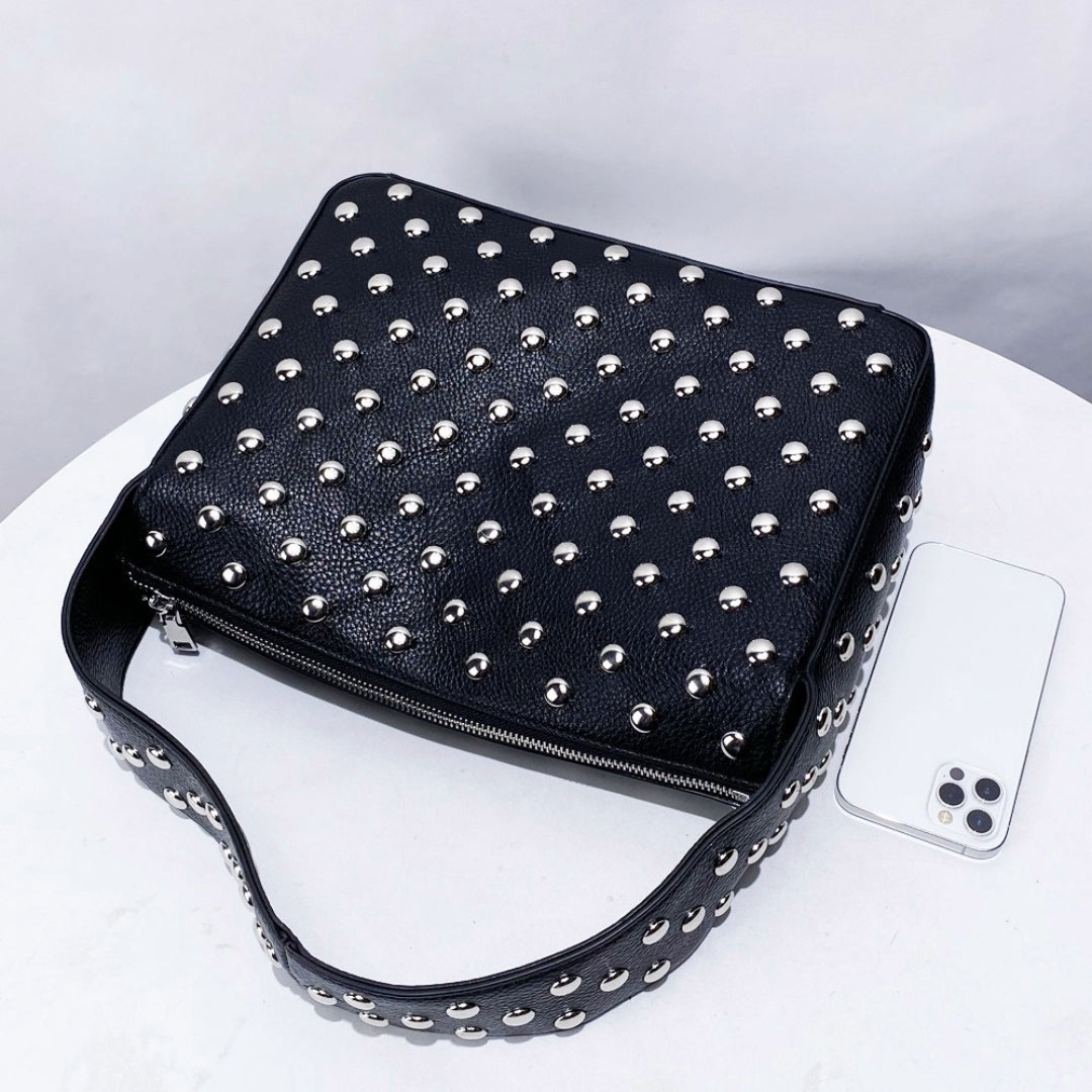 Behati Shoulder Bag