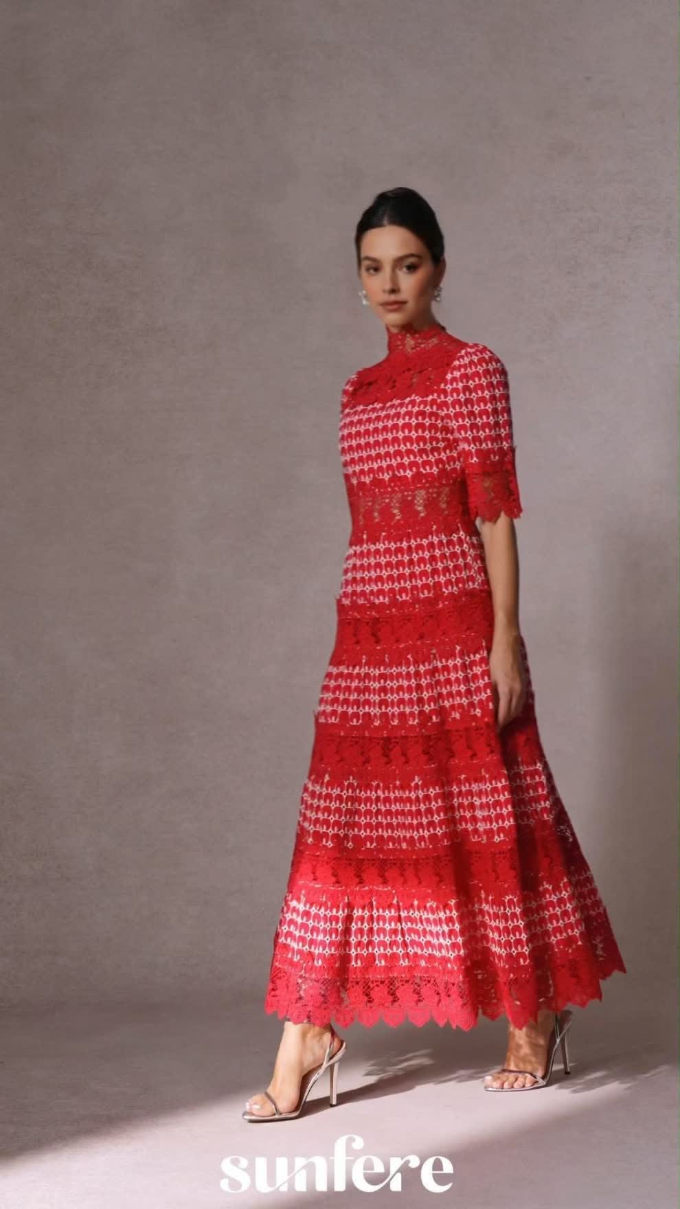 Élise – Lace Panelled Midi Dress