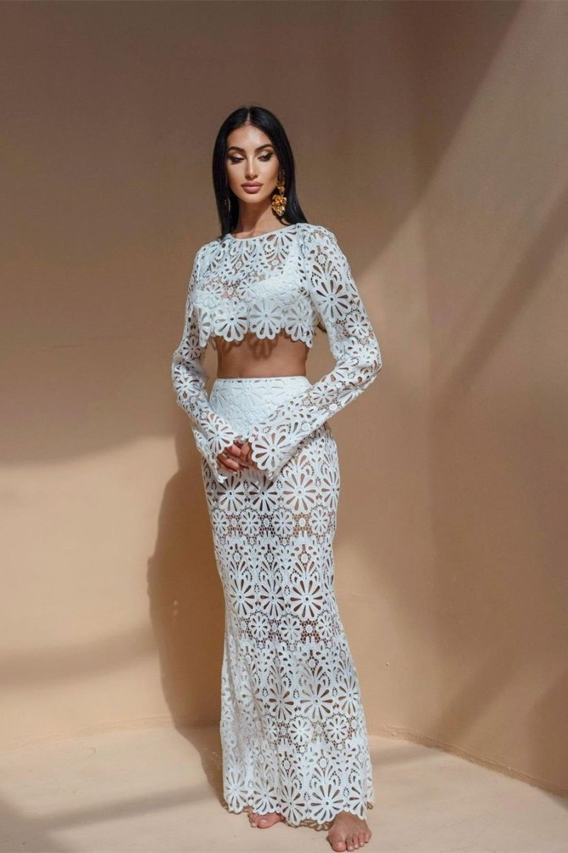 Lena – Elegant Floral Mesh Knit Set