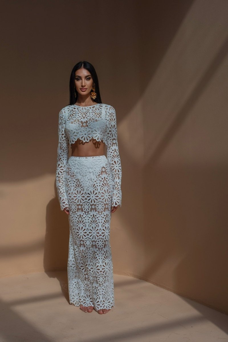 Lena – Elegant Floral Mesh Knit Set