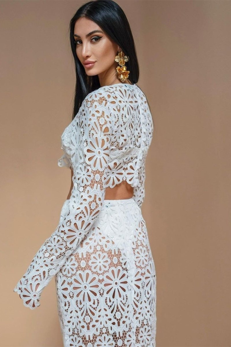 Lena – Elegant Floral Mesh Knit Set