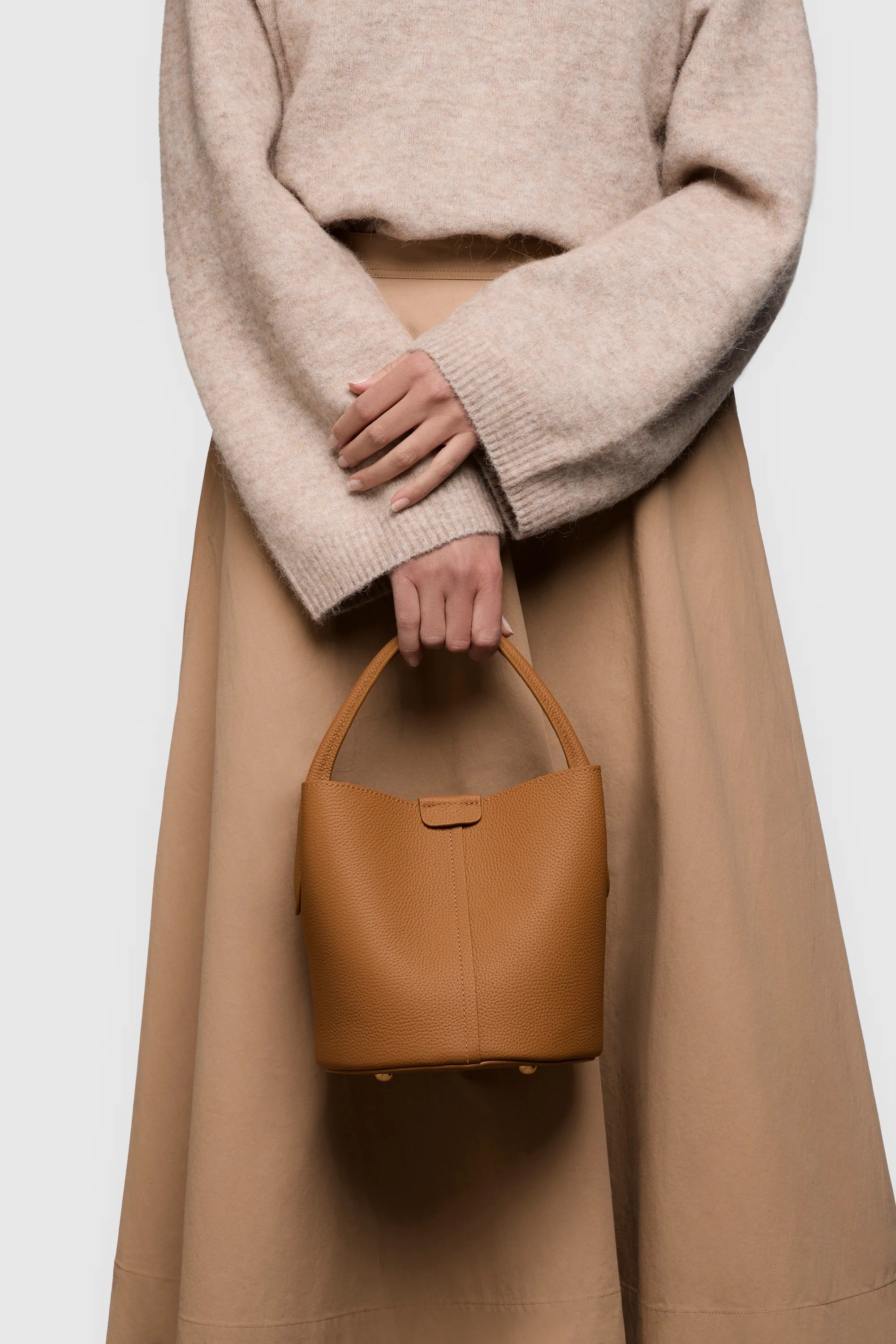 Sac Solène™ – Leather Modern Bucket Bag
